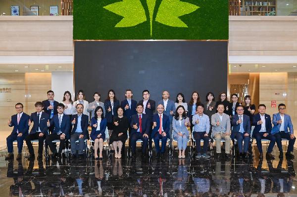 同心聚力，上泽齐辉 | 赢彩吧859cc控股与泽璟制药举行战略合作签约仪式